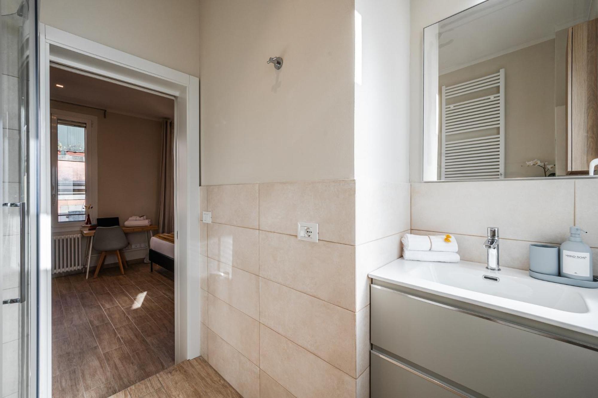 Sui Tetti Di Bologna Centro, Casa Dei Colori Apartment Exterior photo